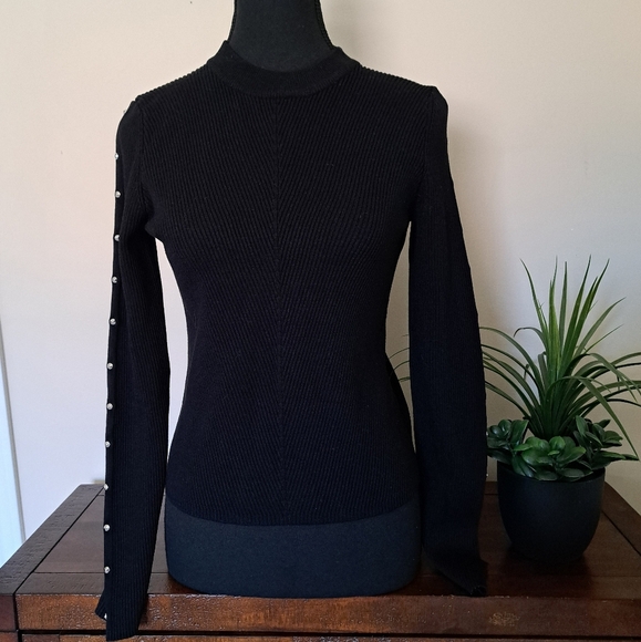 Zara Ribbed Knit Sweater Size Medium Black Crewneck Studded Chevron Pattern - Picture 2 of 12
